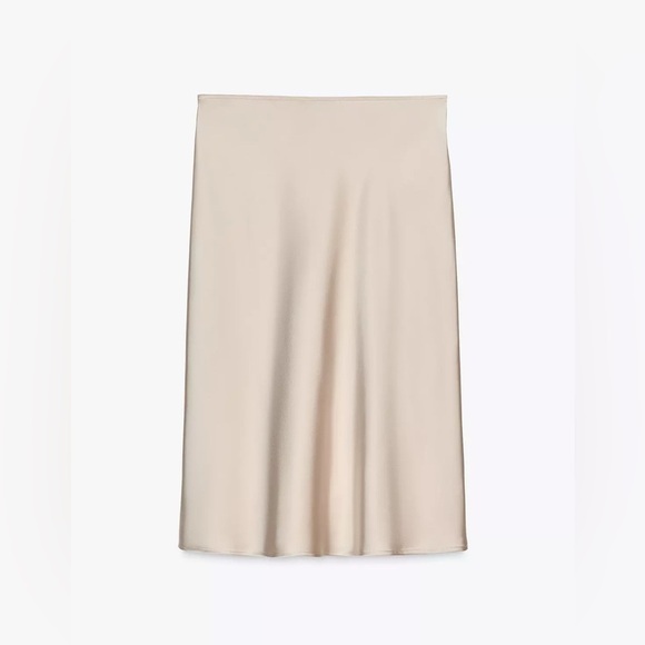 🔥🔥Zara satin Midi wrap Skirt - Picture 5 of 7